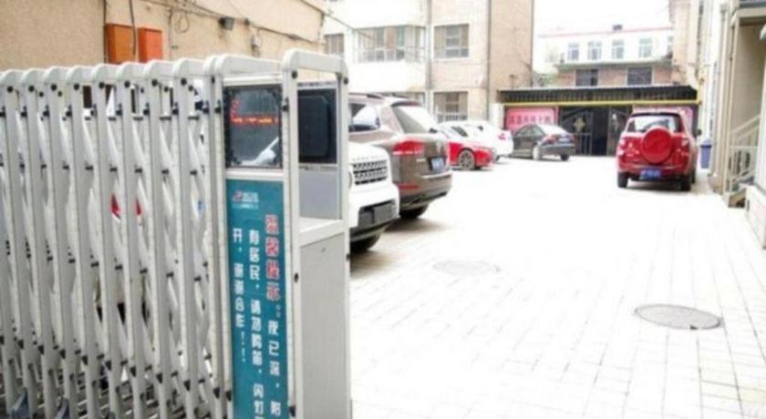 锦江之星呼和浩特鼓楼将军衙署地铁站酒店 外观 照片